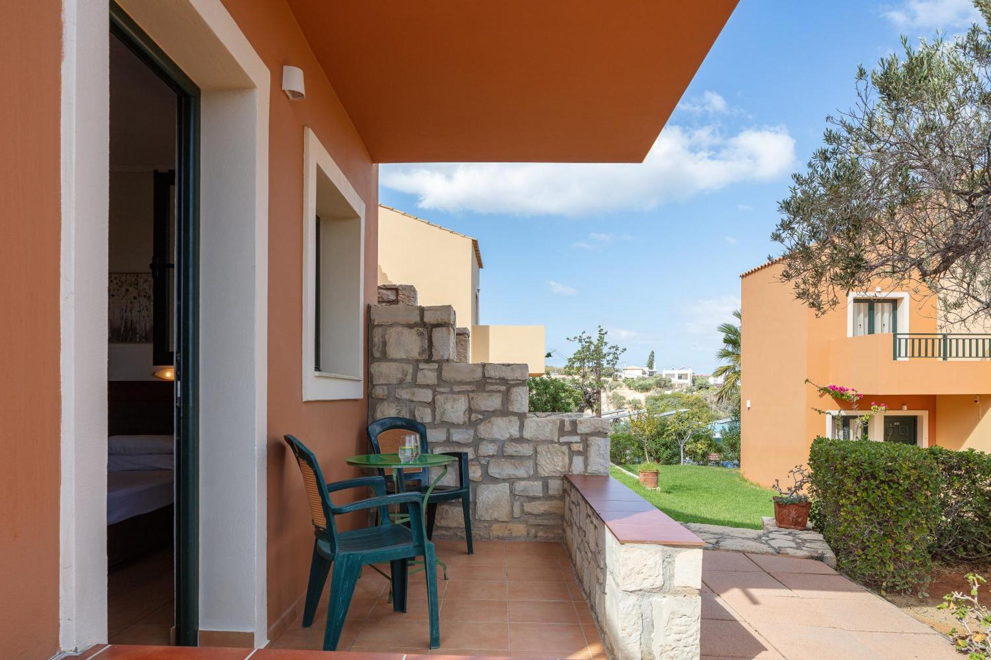 Dia Apartments Chersonissos Buitenkant foto