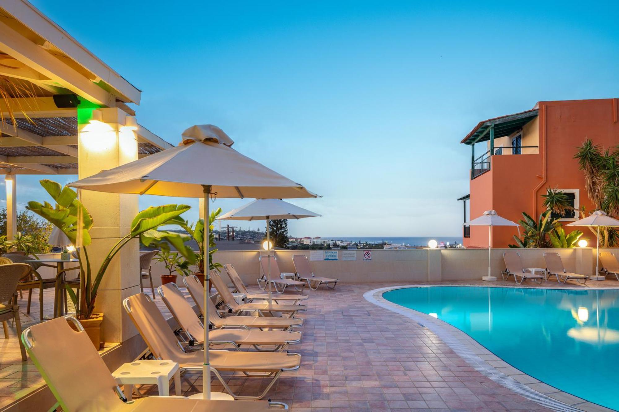 Dia Apartments Chersonissos Buitenkant foto
