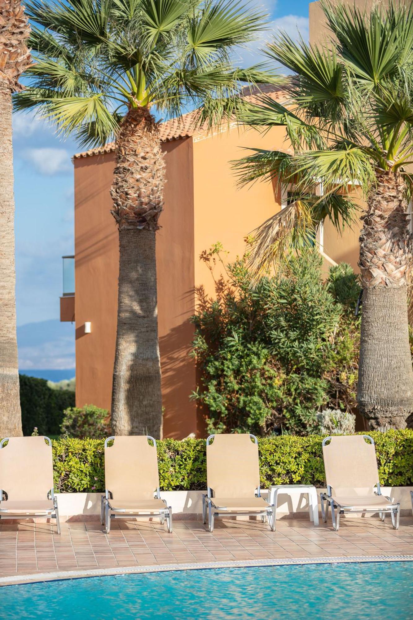 Dia Apartments Chersonissos Buitenkant foto