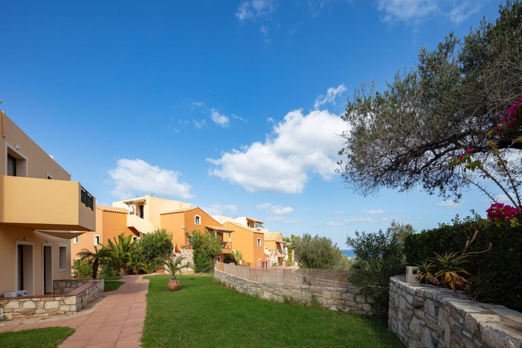 Dia Apartments Chersonissos Buitenkant foto